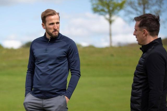 要走了？凯恩接受采访谈未来：我要与热刺聊聊前途